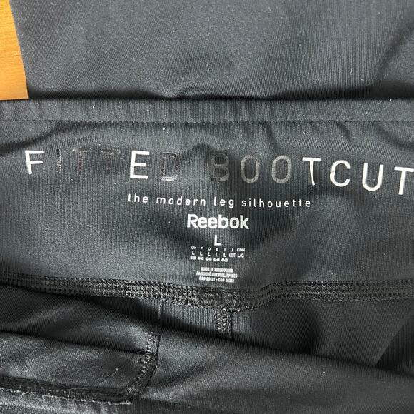 Reebok Fitted Bootcut High-Rise Black Leggings Size Large Athleisure Breathable - Picture 2 of 9